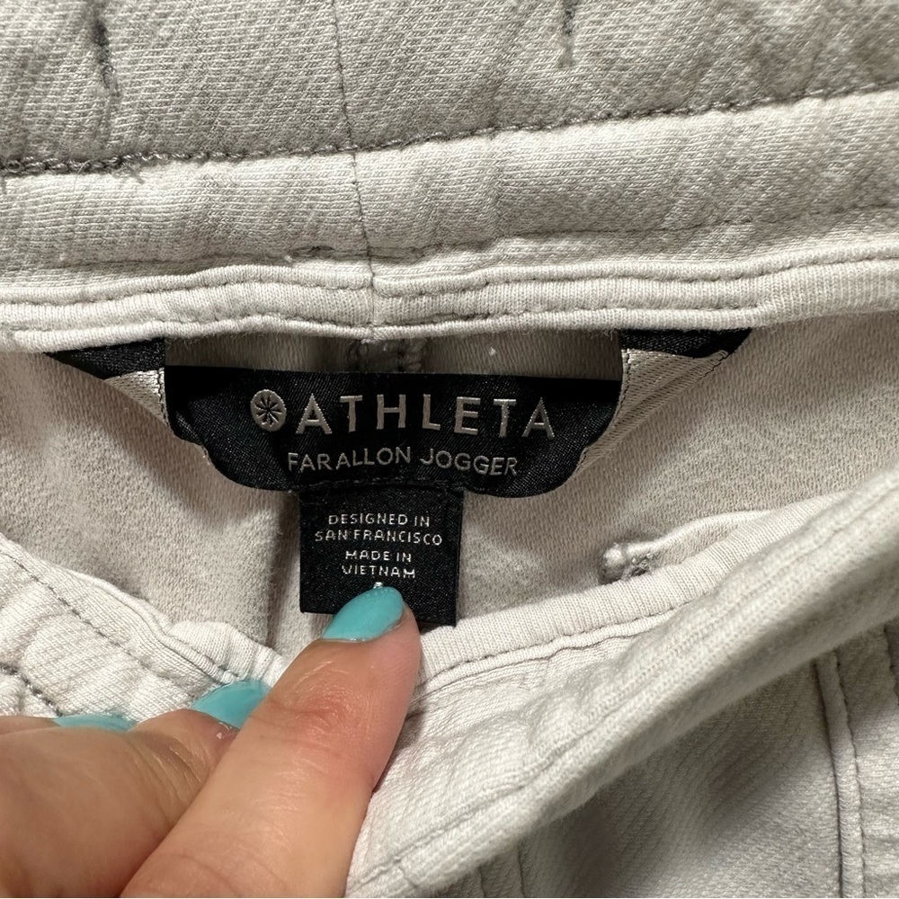 Athleta Farrallon Jogger In Birch Grey Size 4 - Picture 5 of 10
